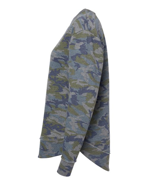 LAT 3525 Women's Weekend Crewneck Sweatshirt in Vintage Camo