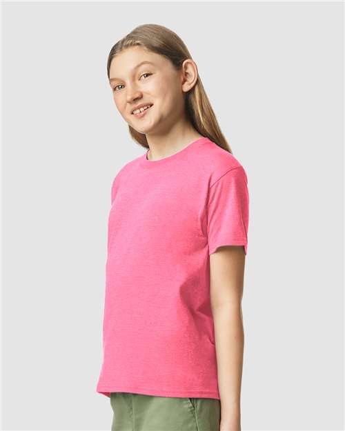 Gildan 64000BCVC Youth Softstyle CVC T-Shirt in Pink Lemonade Mist