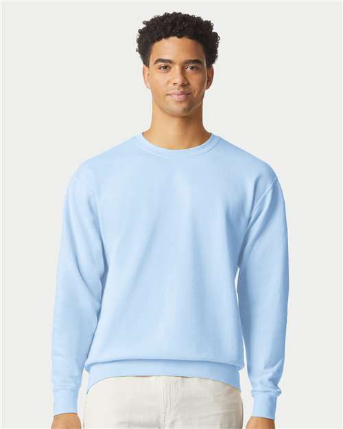 Comfort Colors 1466 Unisex Garment-Dyed Lightweight Crewneck Sweatshirt in Hydrangea