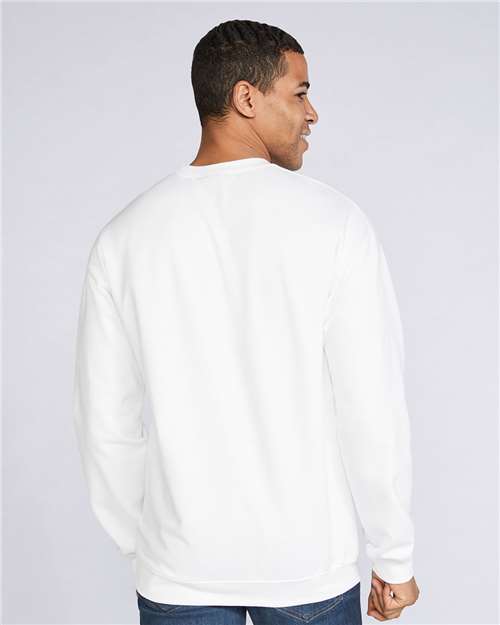 Gildan SF000 Unisex Softstyle Midweight Crewneck Sweatshirt in White